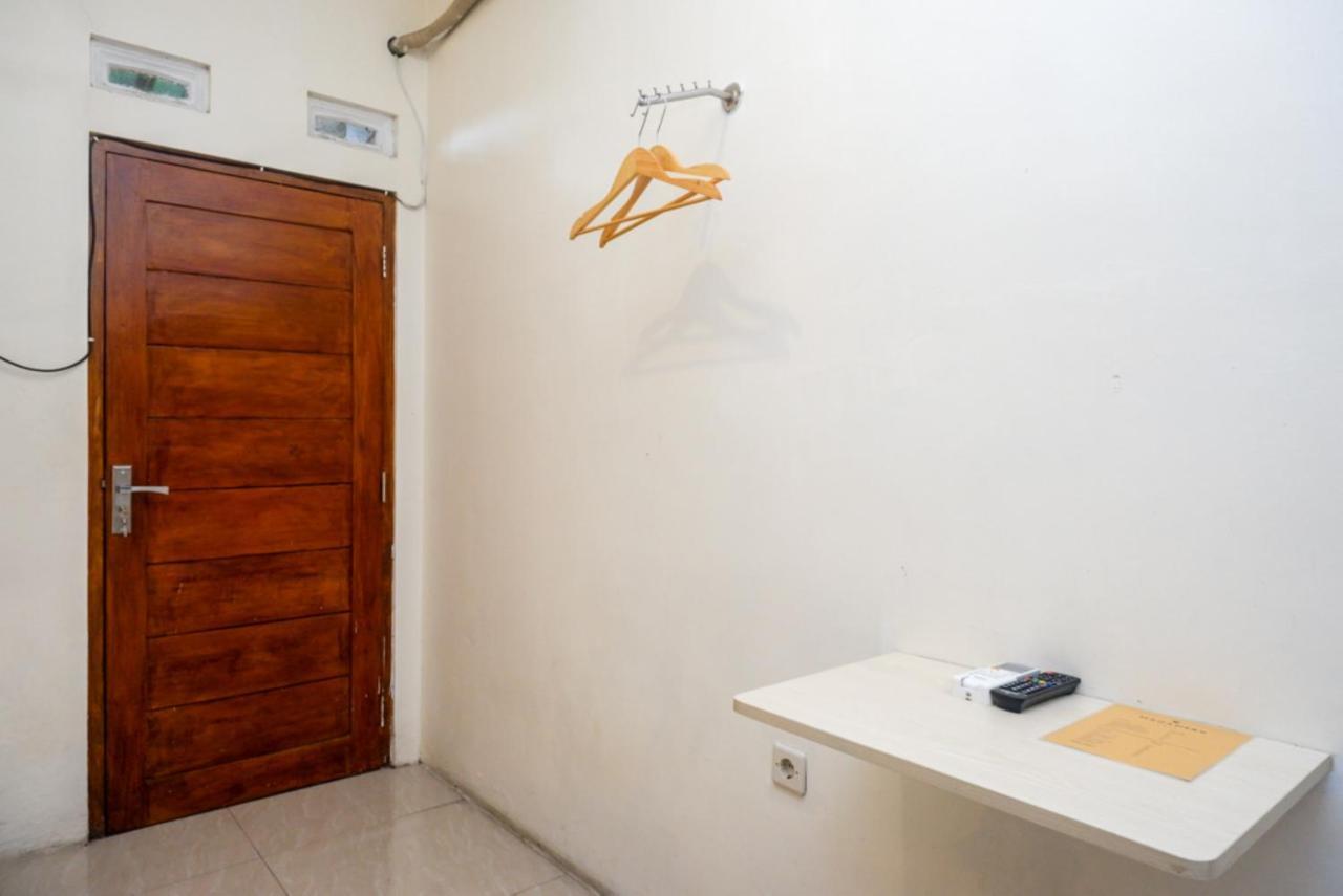 Reddoorz At Mahameru Residence Yogyakarta Kejayan Esterno foto